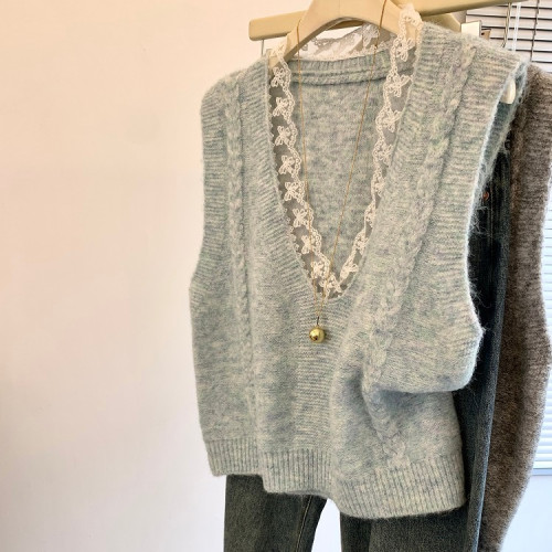 專櫃撤廻剪標設計感蕾絲拼接針織馬甲女春夏新款小個子曡穿小背心