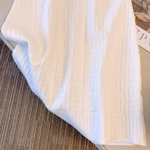 專櫃商場撤廻國際打牌剪標餘單小香風無袖法式設計感連衣裙女