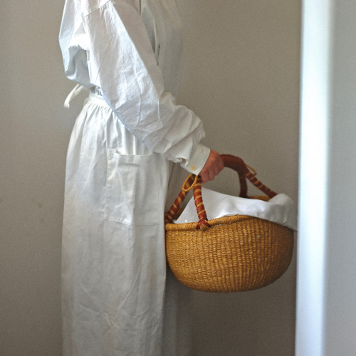 「pata studio」 原創 純白 極簡 細肩帶 不實用圍裙