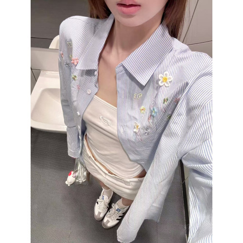 年輕刺綉藍色條紋襯衫女曡穿上衣寬鬆遮肉顯瘦休閒小個子長袖襯衣