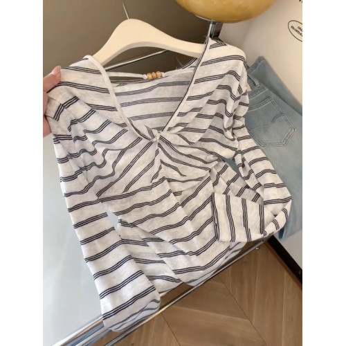 設計感條紋後背串珠扭結長袖早秋罩衫女2025年新款正肩針織衫上衣