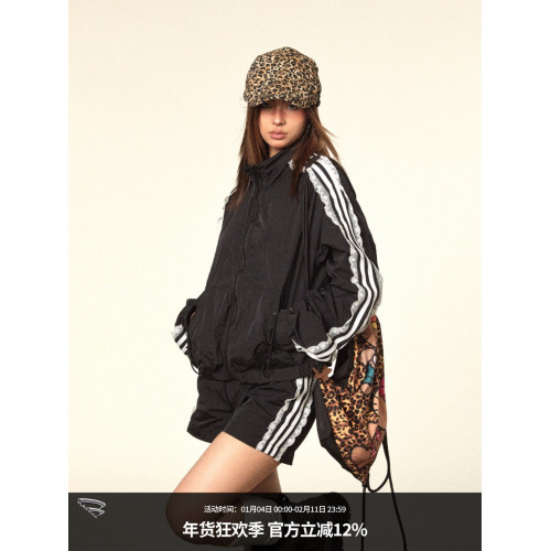 BLACKBB/蕾絲拼接拉鍊外套三條杠防曬衫運動套裝美式復古熱褲女夏