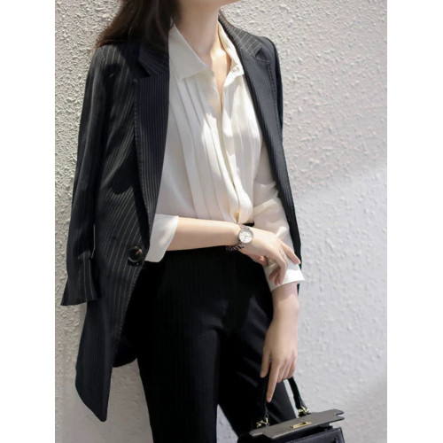 法式高級感白襯衫女春季新款氣質職業通勤面試設計感小衆長袖上衣