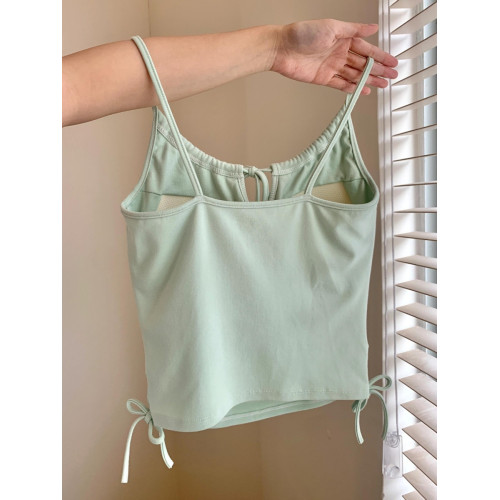 乾淨又清透～鏤空系帶吊帶背心好欲好顯嫩！夏季新款抽繩系帶設計