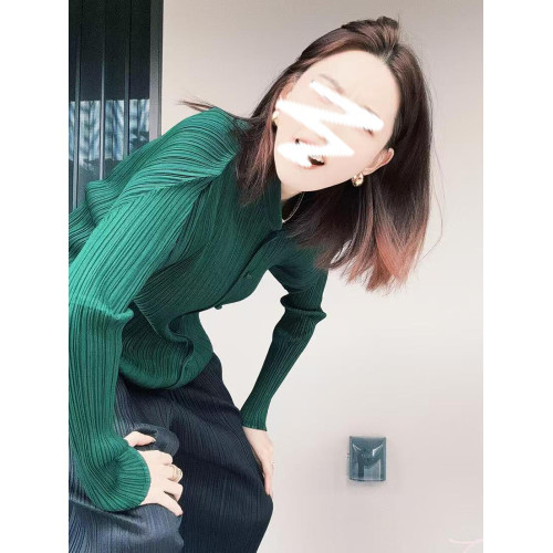 宅家褶皺2025秋季時尚純色短外套修身舒適百搭長袖單排釦開衫上衣