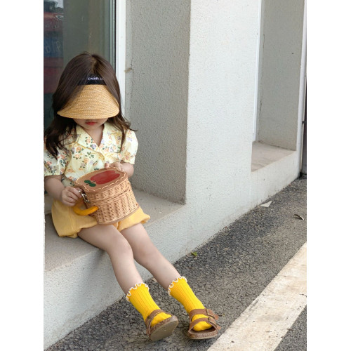 2025夏款韓系女小童炸街款復古碎花繙領襯衫+黃色燈籠褲兩件套裝