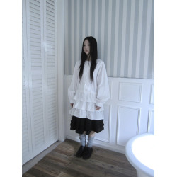 ang:project9/8新品復古木耳邊套頭紐釦拼接蛋糕裙擺長袖襯衫T恤