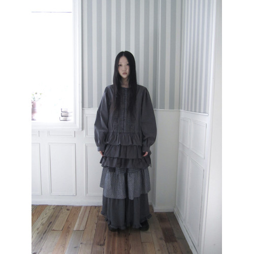 ang:project9/8新品復古木耳邊套頭紐釦拼接蛋糕裙擺長袖襯衫T恤 ang:project9/8新品復古木耳邊套頭紐釦拼接蛋糕裙擺長袖襯衫T恤