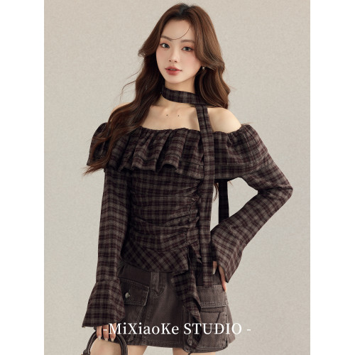 羋小可法式復古格子一字肩長袖襯衫女秋冬新款上衣加厚內搭打底衫