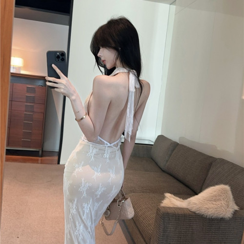 法式輕熟風氣質絕美蕾絲露背綁帶掛脖連衣裙性感V領修身長裙子女