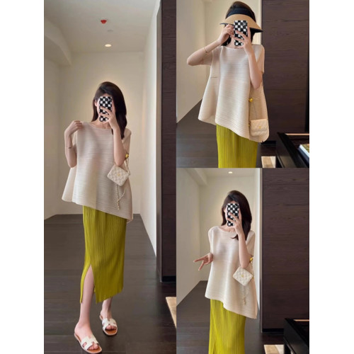 宅家褶皺2025新品氣質名媛純色寬舒適斜擺上衣包臀半裙夏季穿搭女