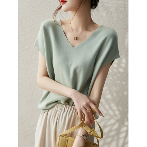 2025新款冰絲短袖V領女T恤寬鬆蝙蝠袖洋風新款上衣顯瘦針織衫女款