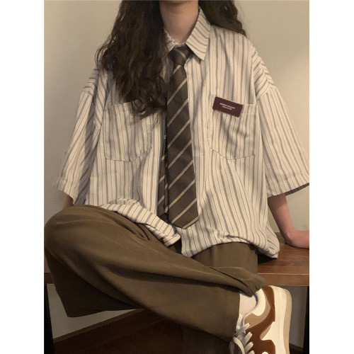 美式復古寬鬆學院風2025夏季設計感小衆短袖條紋襯衫女慵懶風上衣