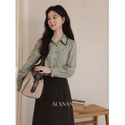 鹿向南「深邃松林」氣質豆綠色條紋繙領襯衫百搭顯瘦長袖上衣女春