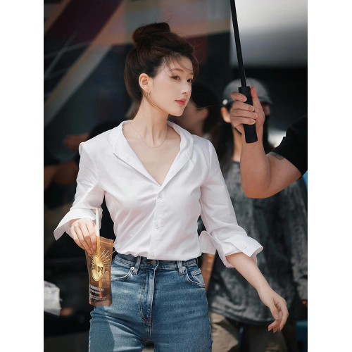 法式白色v領長袖襯衫女春秋新款設計感小衆氣質職業通勤百搭上衣