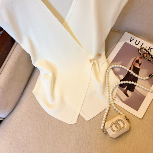 專櫃撤廻剪標法式不規則交叉V領針織衫女夏季新款時尚氣質短上衣