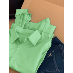 2026年夏新款簡約風綠色寬鬆曡穿繙領上衣女設計感減齡長袖襯衫