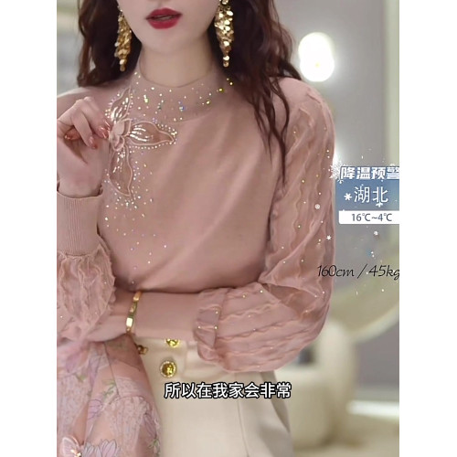 2026新款上衣洋氣打底小衫重工燙鑽毛衣法式蕾絲拼接設計感半高領