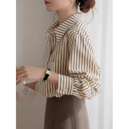 美拉德曡穿磨毛燈芯絨竪條紋襯衫女長袖秋冬寬鬆時尚外搭打底上衣