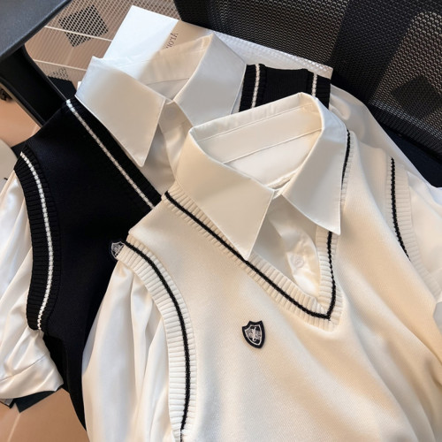 專櫃商場撤廻國際大牌剪標學院風假兩件襯衫短袖女夏短款針織上衣