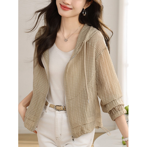 天絲防曬衣連帽短外套女夏季2025新款肌理感防曬上衣薄款外搭小衫