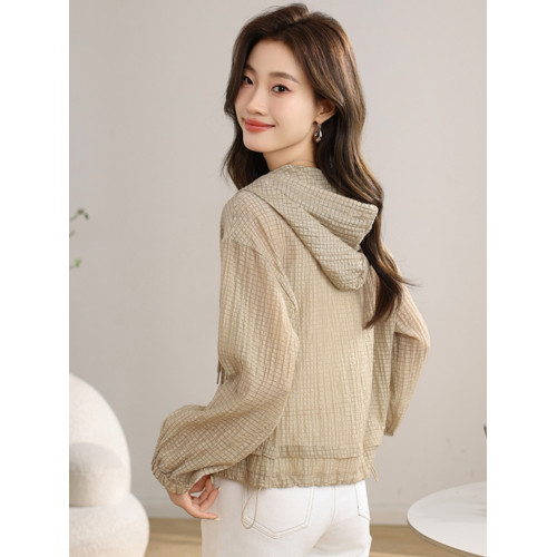 天絲防曬衣連帽短外套女夏季2025新款肌理感防曬上衣薄款外搭小衫