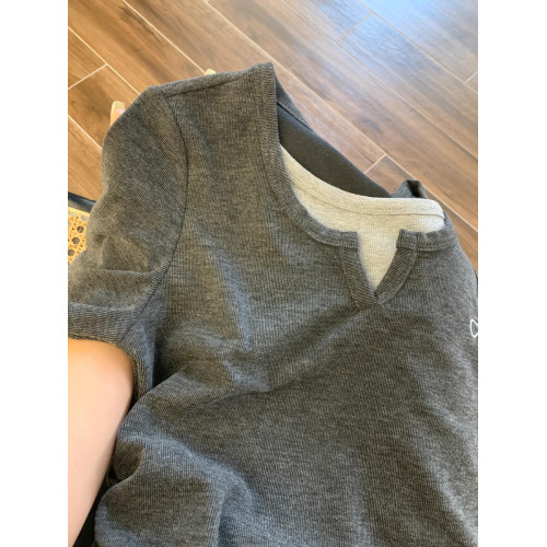 好韓系呀！尊滴好好看呀！假兩件正肩長袖上衣秋季側邊收腰小心機