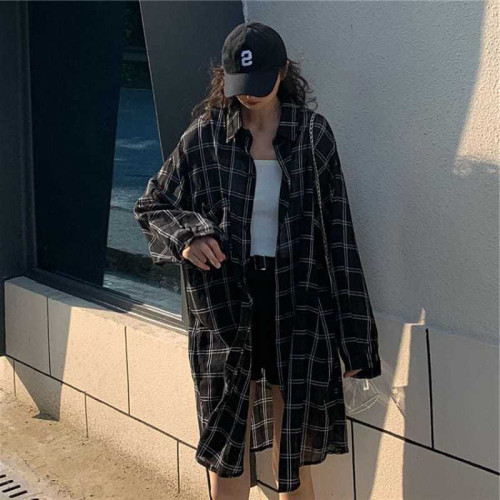 特大碼300斤慵懶風學生中長款格子衫女胖mm寬鬆復古薄款防曬衣ins