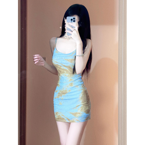 小個子顯高吊帶連衣裙夏裝2025新款女裝收腰修身紥染印花包臀短裙