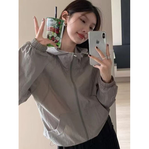 防曬衣女短款薄外套2025夏季新款防紫外線透氣戶外百搭連帽防曬服