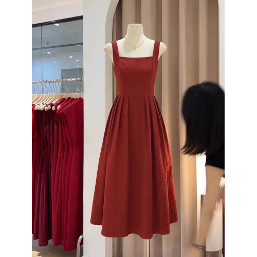 點點夏季新款法式港風高級精緻收腰顯瘦顯白大擺裙紅色吊帶連衣裙