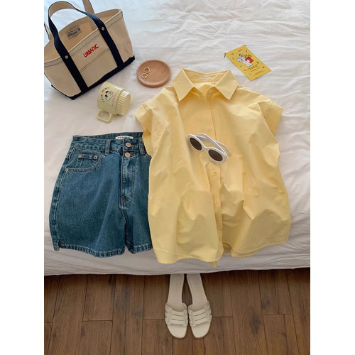 2025夏季新款奶黃色Polo領法式復古短袖襯衫女洋氣減齡飛飛袖上衣