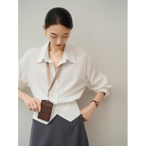 ACHU 出色裁剪 白色收腰襯衫女夏職業通勤穿搭襯衣開叉設計感上衣