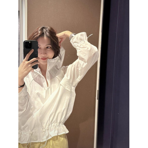 2026夏季休閒運動風抽繩連帽輕薄防曬罩衫時尚花邊長袖襯衫上衣女