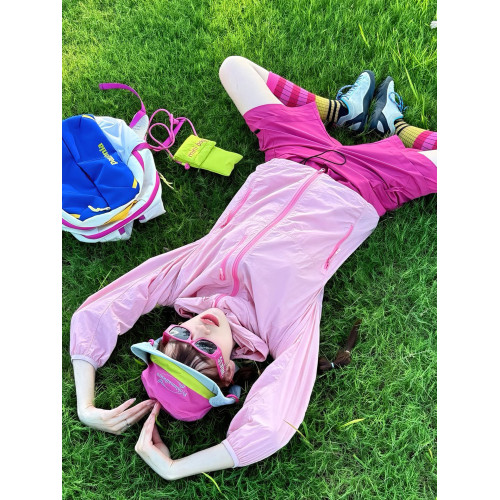 多巴胺粉色連帽冰絲防曬衣女款夏季草原旅遊穿搭戶外運動爬山套裝