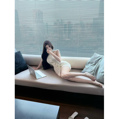 OUTFlT STUDIO 歐美辣妹風杏色針織連衣裙女夏季修身顯瘦包臀短裙 OUTFlT STUDIO 歐美辣妹風杏色針織連衣裙女夏季修身顯瘦包臀短裙