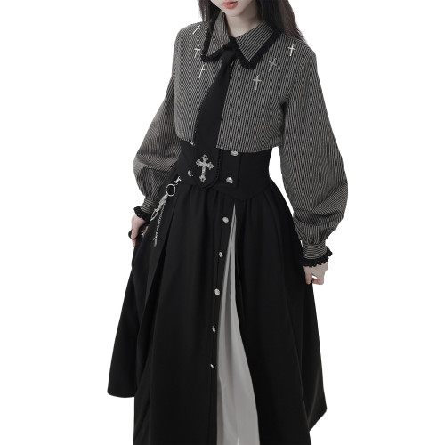 pinksavior【十字頌歌】條紋哥特襯衫十字裝飾不對稱長半裙褲套裝 pinksavior【十字頌歌】條紋哥特襯衫十字裝飾不對稱長半裙褲套裝