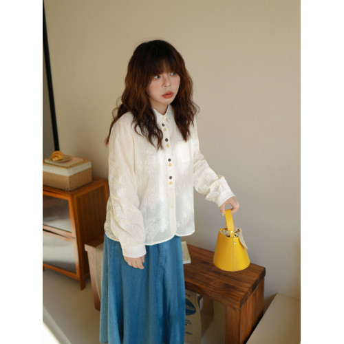 設計感法式純色繙領蕾絲長袖襯衫女春季新款高級感洋氣減齡上衣