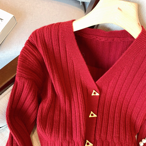 大牌買手店法式氣質V領長袖針織衫女秋冬新款復古顯瘦高級感開衫