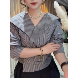 高級感通勤條紋海軍領氣質襯衫不規則斜襟顯瘦短款上衣2025年新款