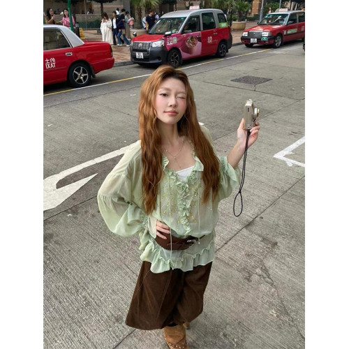 Turn right/陳大腿 小衆別致松弛氛圍感荷葉邊重工燙鑽宮廷風襯衫