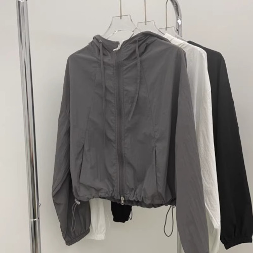 高級感沖鋒衣防曬外套女2025夏季新款小衆韓系休閒寬鬆透氣防曬衣