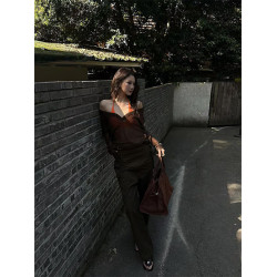 Turn right/陳大腿 設計霧感深V領長袖針織衫女夏微透別致T恤上衣