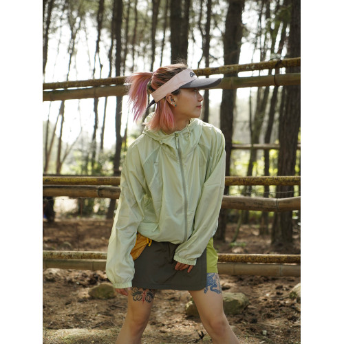 《宇宙荒野》戶外春夏山系徒步登山多巴胺速乾輕薄連帽防曬衣男女