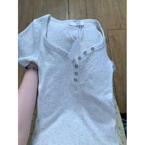 真的好愛這種灰白色方領上衣~好辣好百搭夏季修身小個子新款上衣