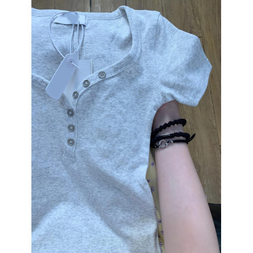 真的好愛這種灰白色方領上衣~好辣好百搭夏季修身小個子新款上衣