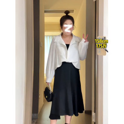 大碼女秋冬裝今年流行上衣2026新款胖mm遮肚巨顯瘦假兩件長袖襯衣