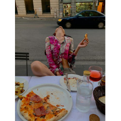 Turn right/陳大腿 多巴胺復古印花綁帶上衣女短款露臍襯衫外套潮