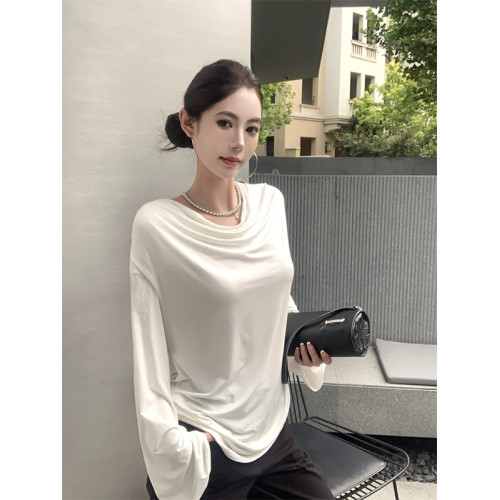 BaiYaShan/白婭衫 氛圍感露背蕩領珠鍊裝飾T恤女氣質百搭罩衫上衣