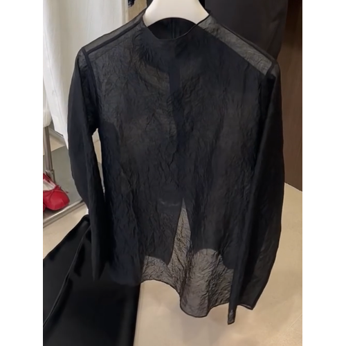 圓領簡約設計感黑色時尚氣質防曬衣2025年秋季新款洋氣長袖襯衫女